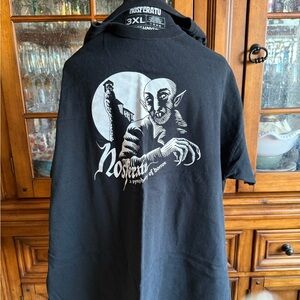 Loot Crate Nosferatu Black Graphic Tee - Short Sleeve